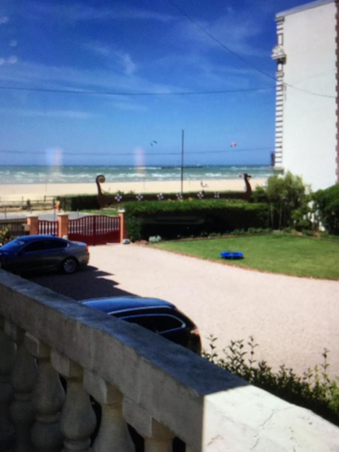 Villa Les Carlins Улгат Екстериор снимка