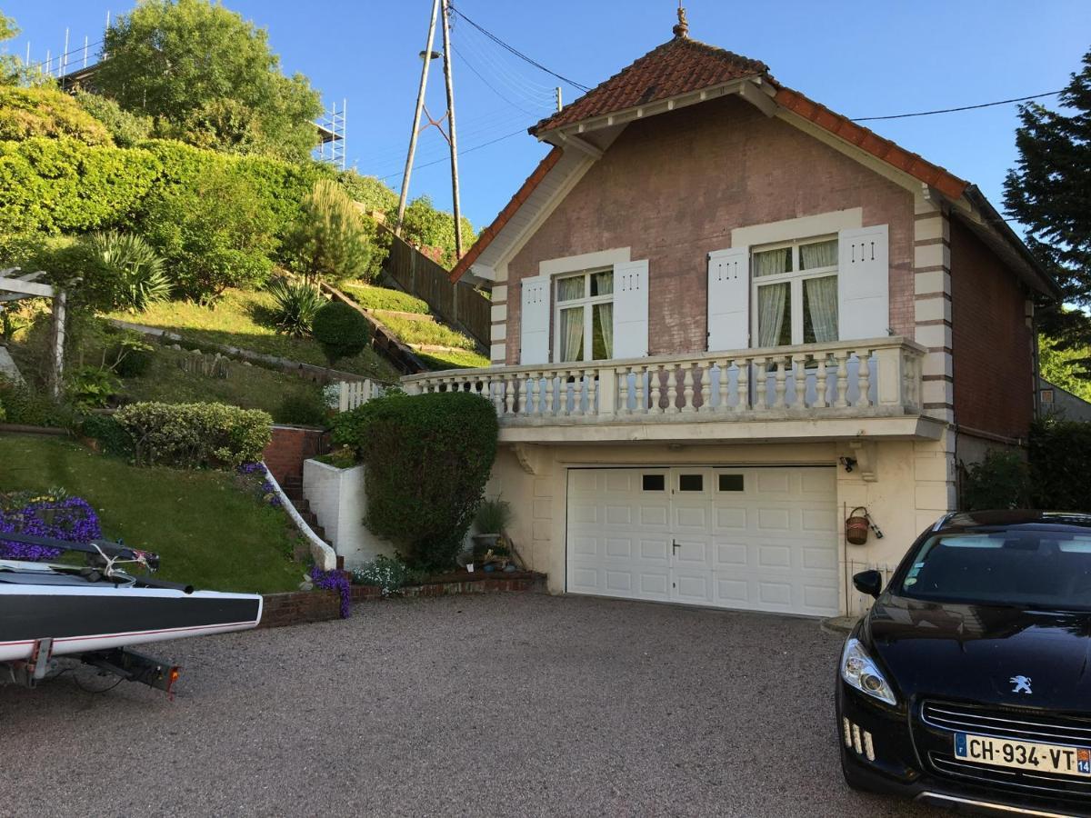 Villa Les Carlins Улгат Екстериор снимка
